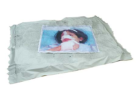 Ludwig Bäuml "Shock and Awe", 2003, Holzplatten, Nägel, Papier, Farbkopie,300 x 200 x 12,5 cm
