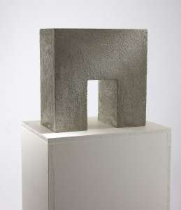 Matthias Eckert „Tor“, 2008, Zementputz auf Porenbeton, 36 x 36 x 18 cm