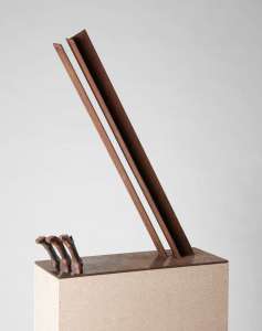 Günter Mauermann „Grüß Gott Frau Beuys“, 2012, Eisen, 60 x 60 x 20 cm